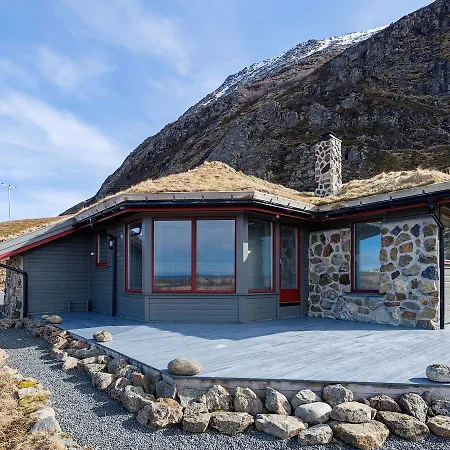 Holiday Home Straumsjoen Feriehus *